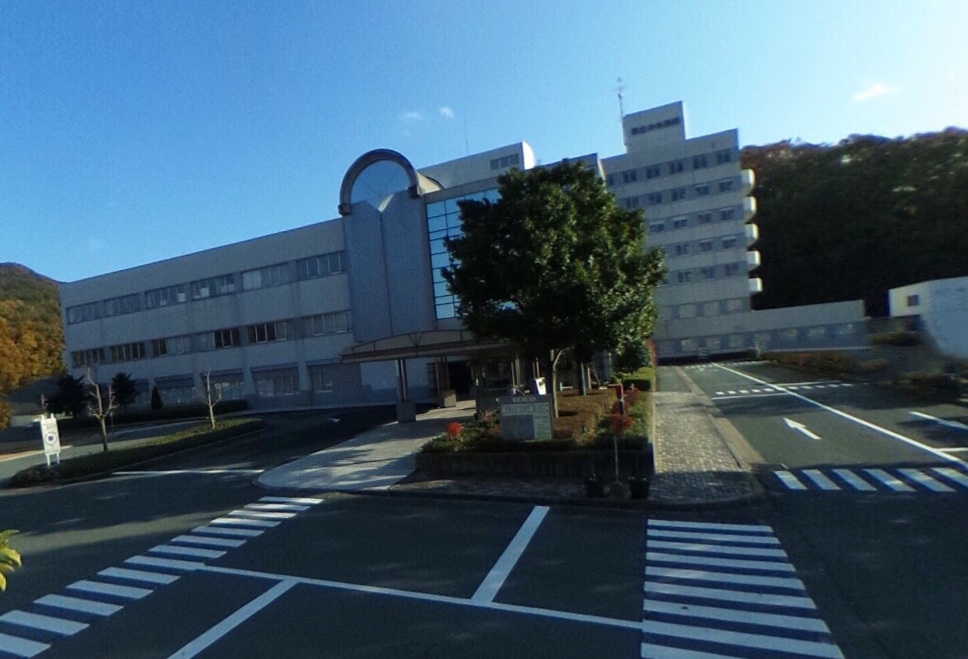 病院　公立学校共済組合東北中央病院（病院）まで355m