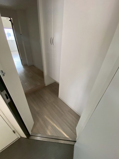 玄関　※別部屋の写真です