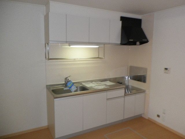 キッチン　お問合せはタウンハウジングまで！※現地待合わせ相談可能