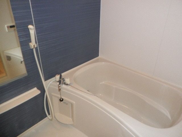 バス・シャワールーム　お問合せはタウンハウジングまで！※現地待合わせ相談可能