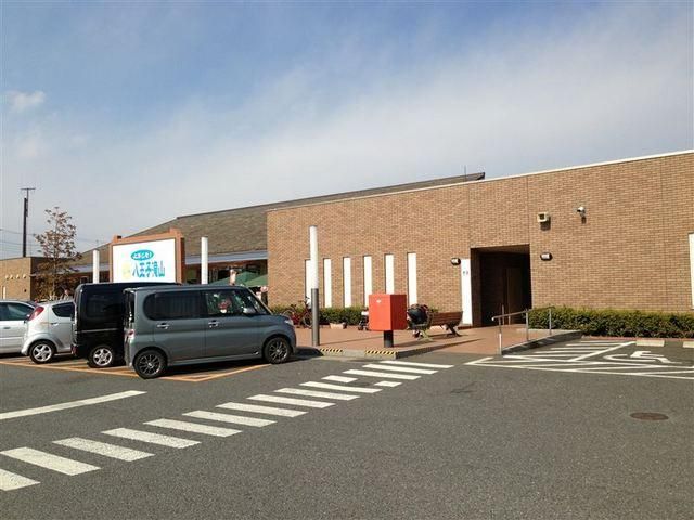 小学校　道の駅八王子滝山（小学校）まで823m