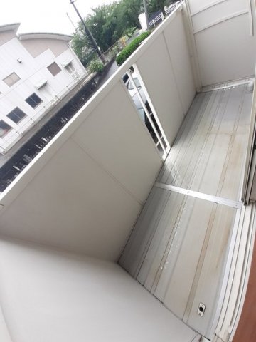 バルコニー　広々としたバルコニーです