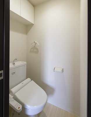 トイレ　※同物件別号室　参考写真