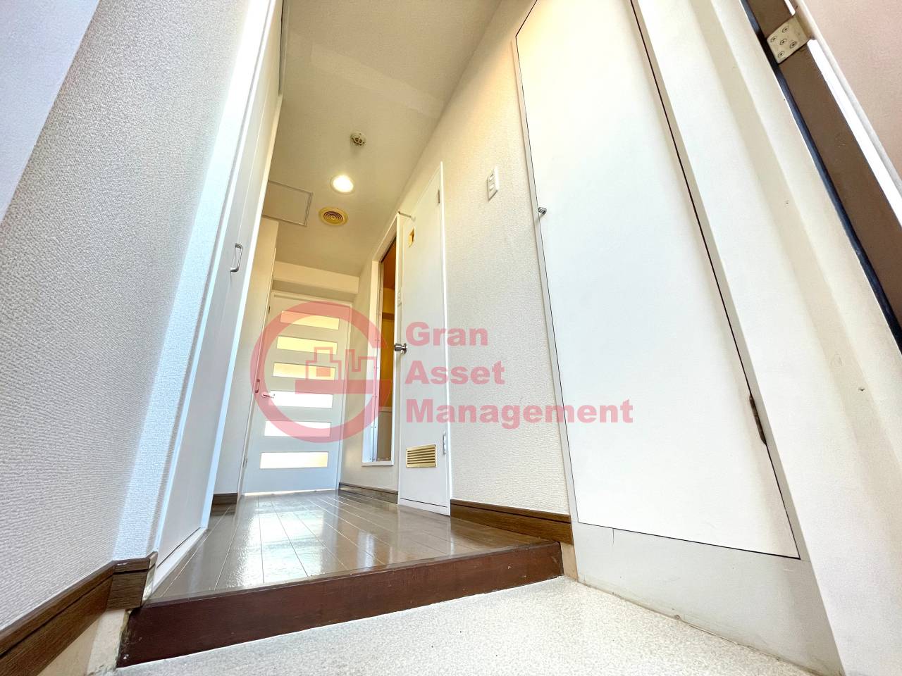 玄関　毎日通る玄関はこちらです