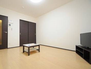 居室・リビング　現状優先です。