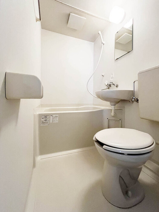 バス・シャワールーム　日々の暮らしに欠かせないお風呂です