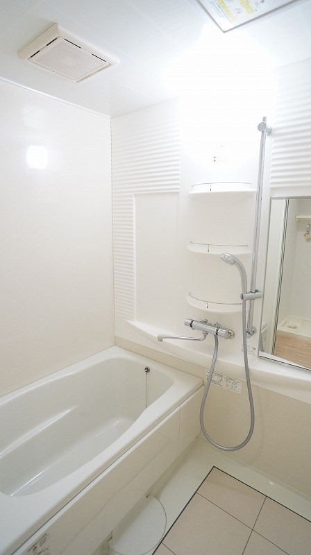 バス・シャワールーム　同型イメージ