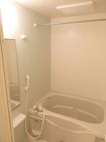 バス・シャワールーム　きれいなお風呂です