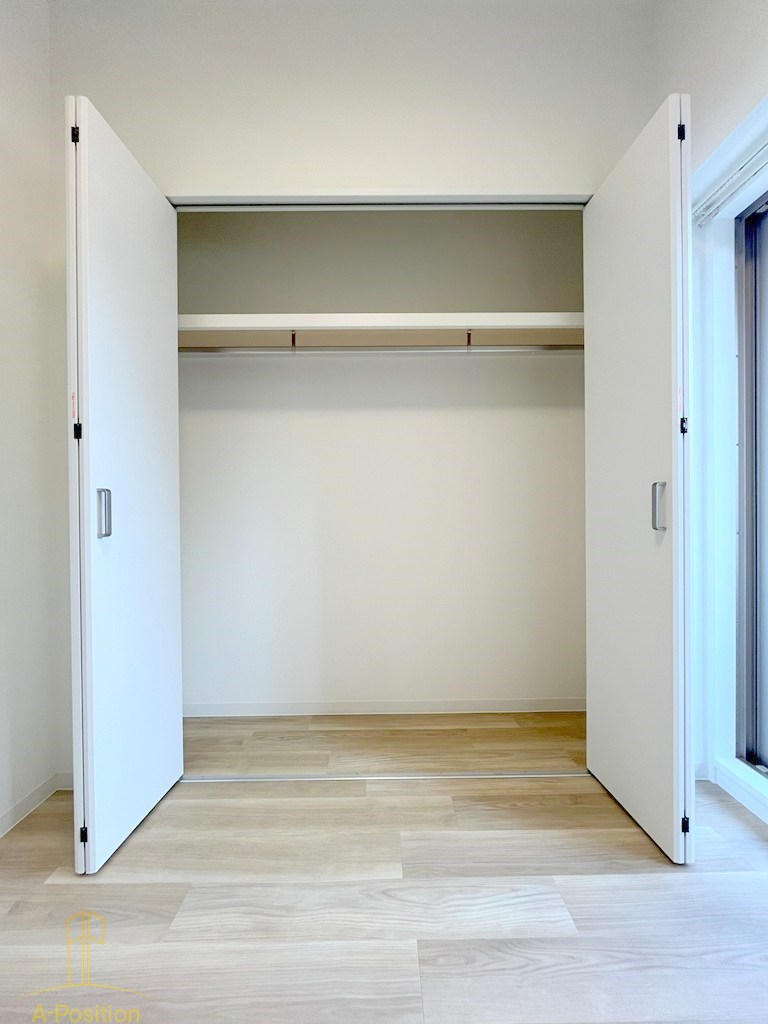 収納　フロンティアタワー九条II