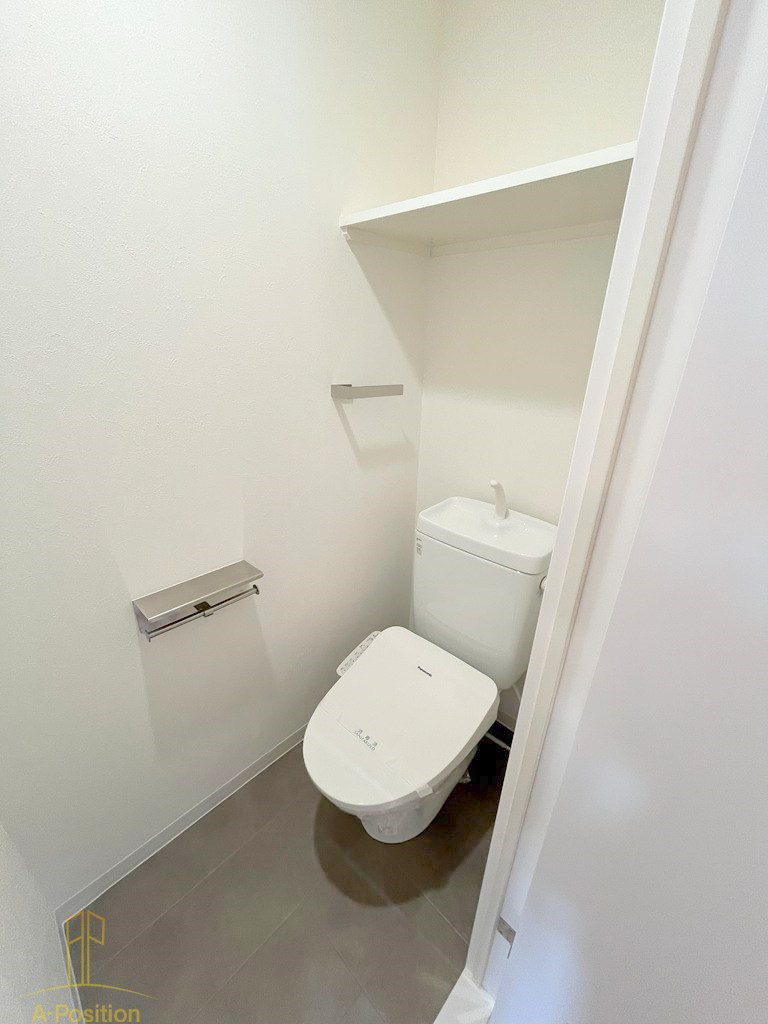 トイレ　フロンティアタワー九条II