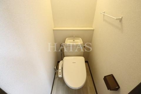 トイレ　同物件別部屋です。