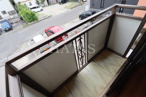 バルコニー　同物件別部屋です。