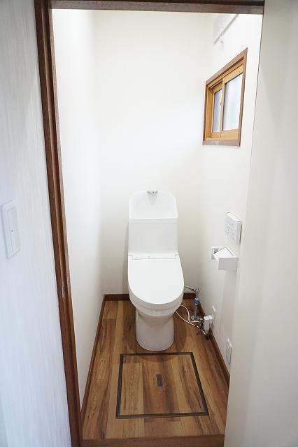 トイレ　トイレ