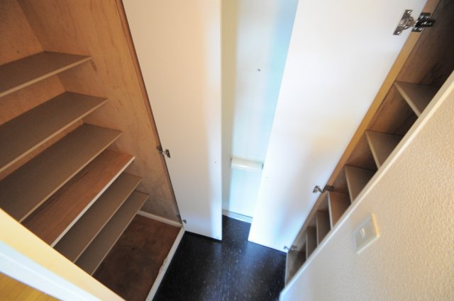 玄関　シンプルで使いやすい玄関です