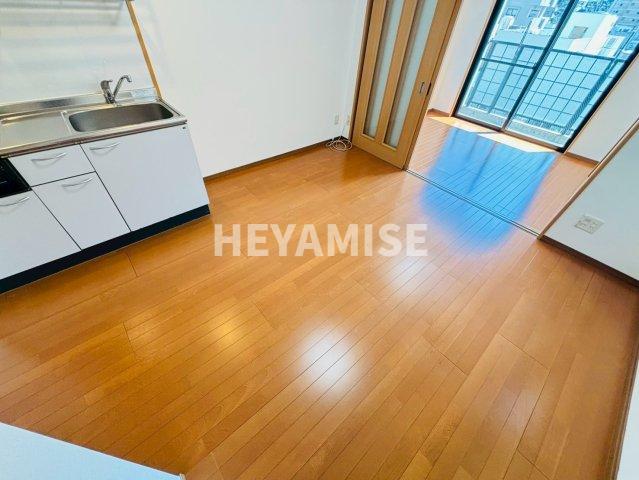 居室・リビング　※同間取りの別の階のお部屋の画像です※現況を優先します