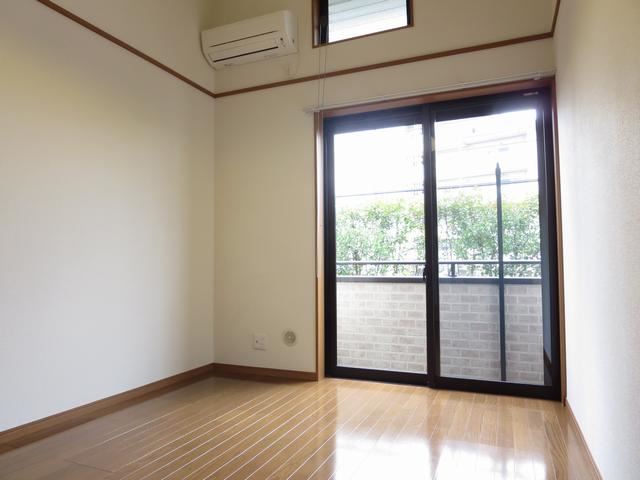 居室・リビング　※ご参考。１０９号室の内装写真になります。