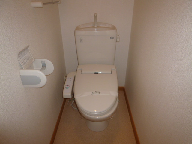 トイレ　シャワー付きトイレ