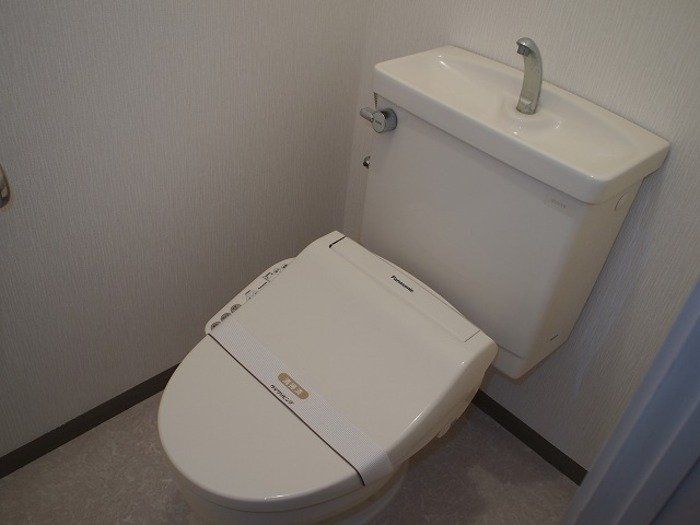 トイレ　トイレ