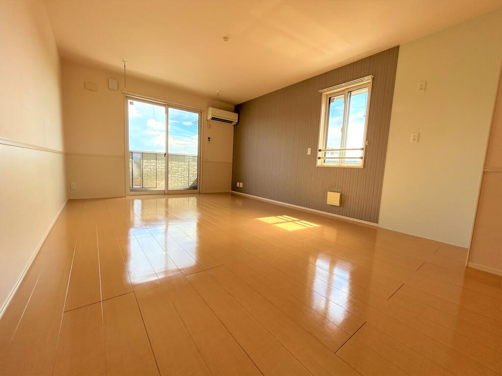 居室・リビング　同タイプの間取りの写真となります