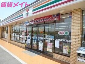 コンビニ　セブンイレブン四日市生桑町北店（コンビニ）まで735m
