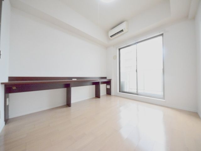 居室・リビング　★★洋室6.2帖★★