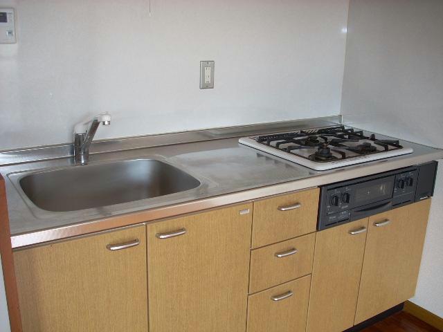 キッチン　※別部屋写真