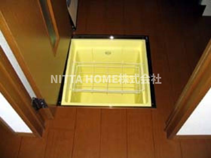 その他設備　床下収納がついていますよ◇