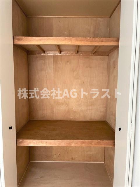 収納　現況優先です