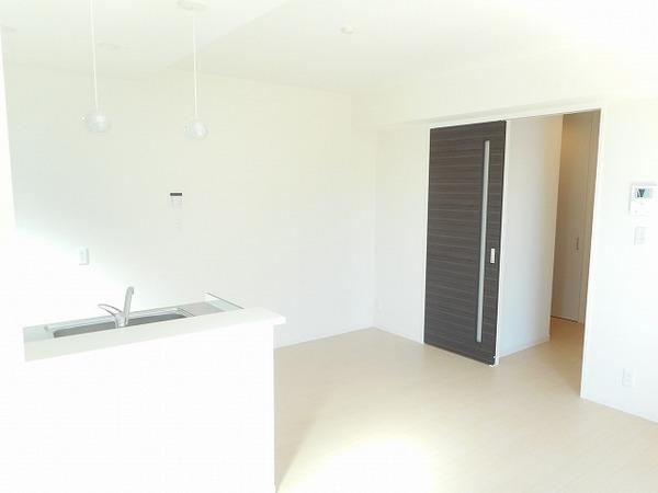 居室・リビング　広々としたリビング！