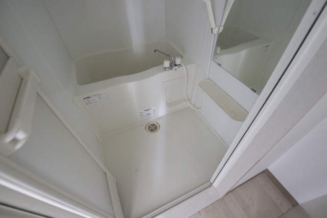 バス・シャワールーム　別室の参考写真です。※現況優先