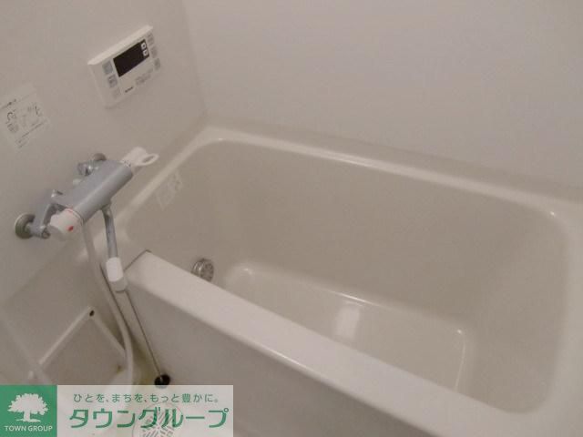 バス・シャワールーム　キレイなバスルーム。