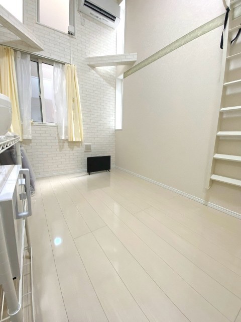 居室・リビング　別部屋同仕様