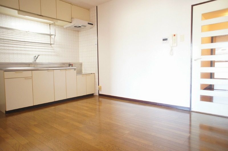 居室・リビング　別号室イメージ