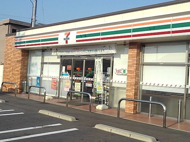 コンビニ　セブンイレブン岐阜柳津町南塚店（コンビニ）まで650m