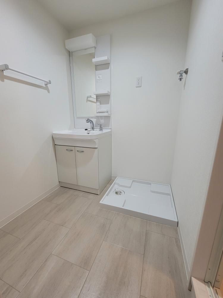 洗面設備　同タイプ