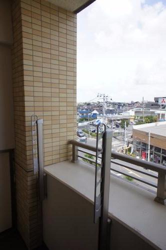 バルコニー　落ち着いた時間を過ごせるバルコニーです