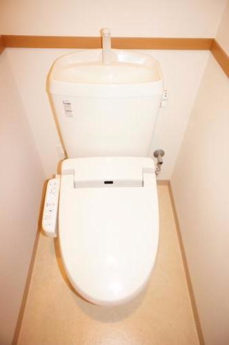 トイレ　落ち着いたトイレです