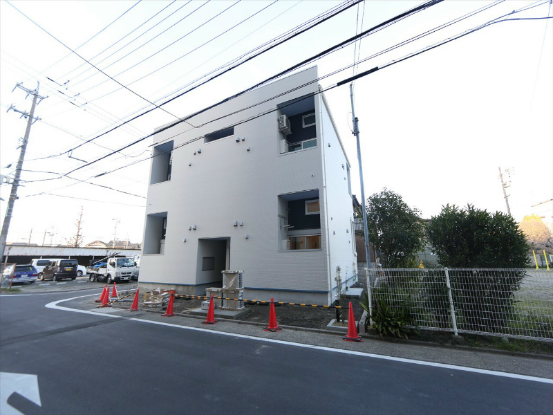 建物外観　外観　デザイナーズ　光インターネット無料