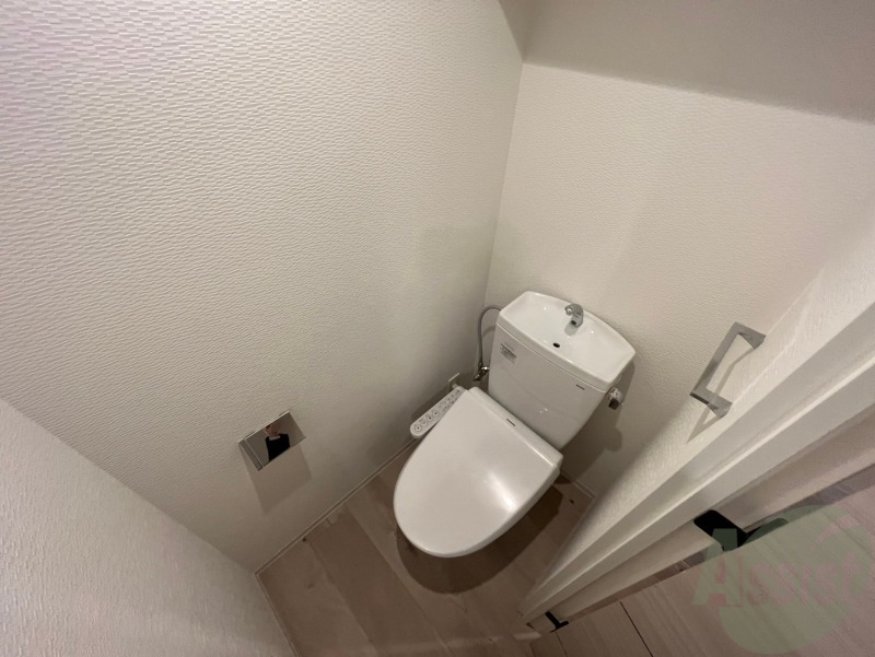 トイレ　トイレです。ウォシュレット付を探している方、おすすめです！