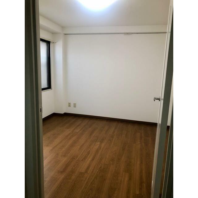 その他部屋・スペース　木のぬくもりがあるフローリングのお部屋。