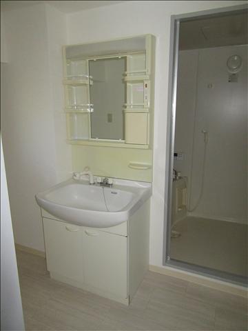 洗面設備　独立洗面化粧台