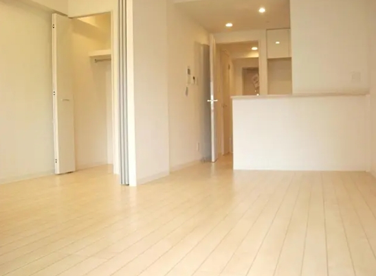 居室・リビング　☆明るい洋室☆