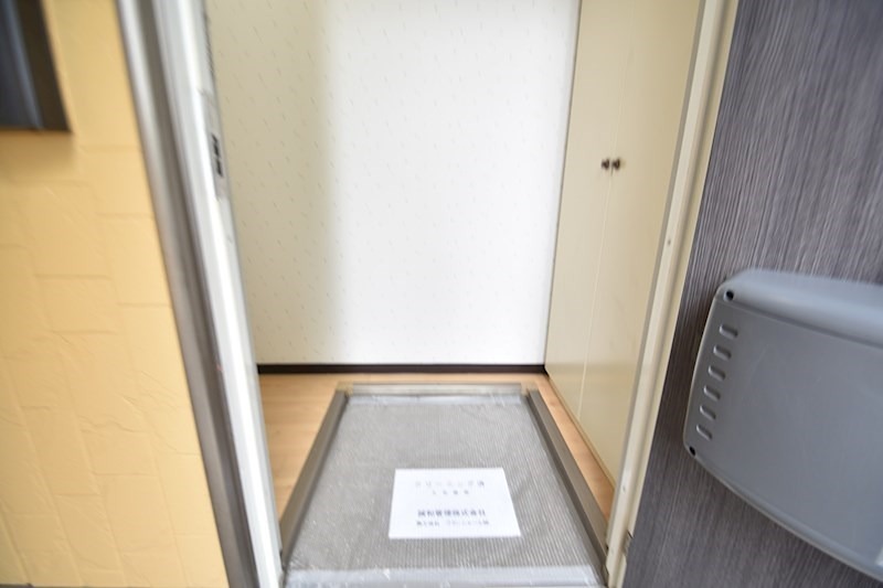 玄関　シューズボックス完備の玄関です。