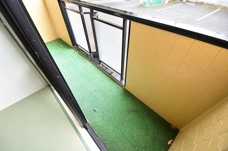 バルコニー　南面バルコニーで洗濯物が捗ります。