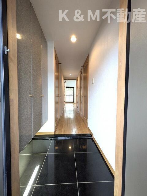 玄関　ゆったりとした玄関です