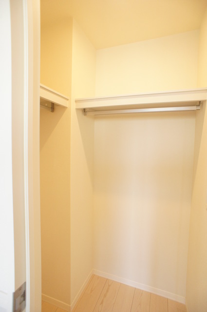 収納　ウオークインクローゼット