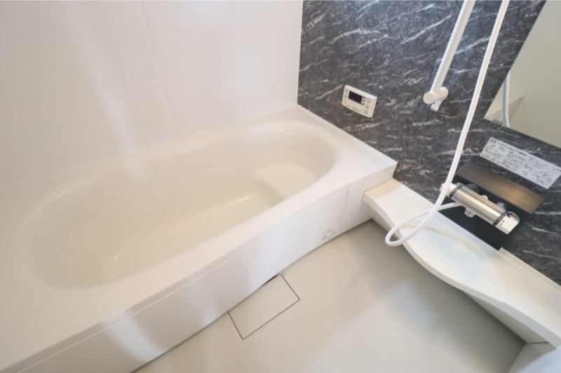 バス・シャワールーム　図面と現状に相違がある場合には現状を優先