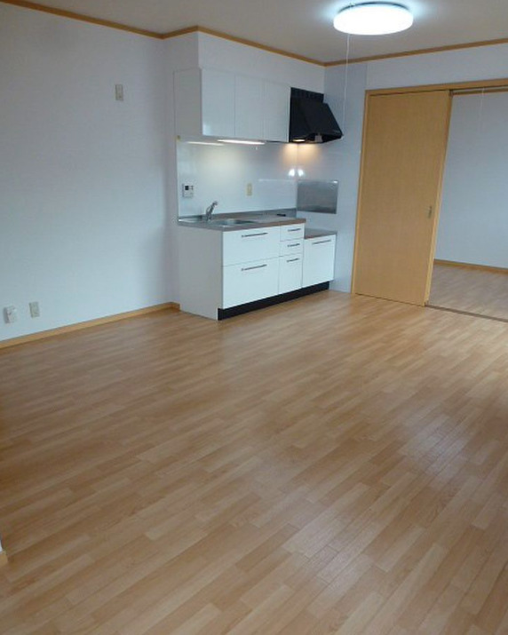 居室・リビング　こちらのリビングで趣味の時間をお楽しみください