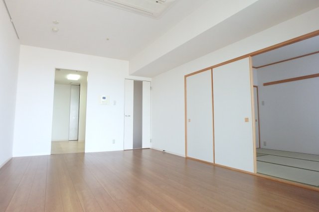 居室・リビング　リビング