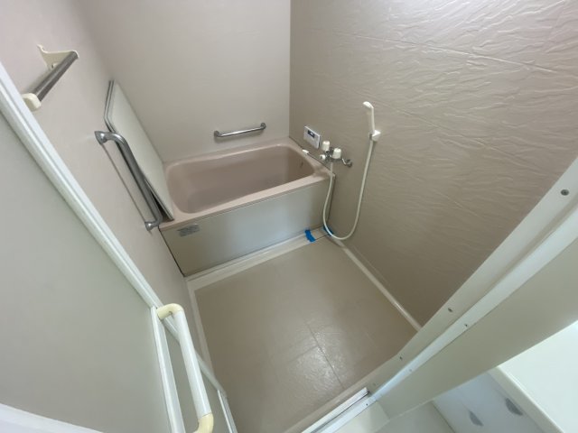 バス・シャワールーム　浴室乾燥機付きで家事効率UP！